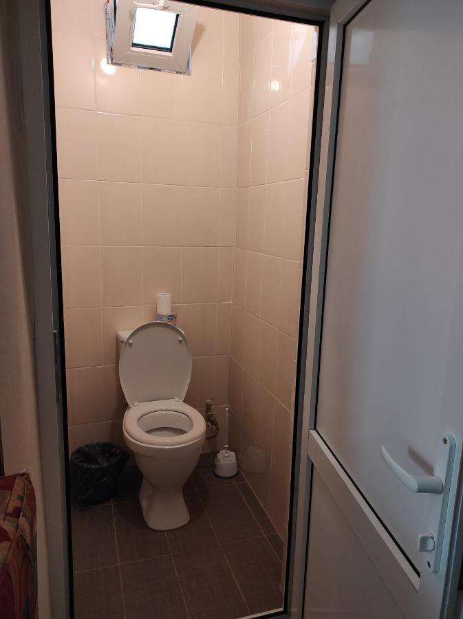 Hôtel Гостевой Дом Лума à Soukhoumi Extérieur photo